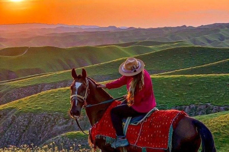 5-Day Turkmen Sahara Tour