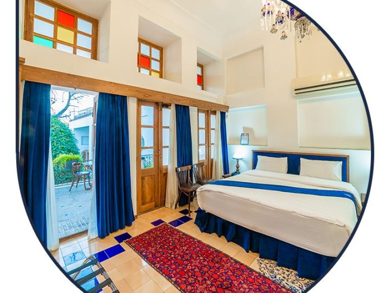 Double Room (Mina)