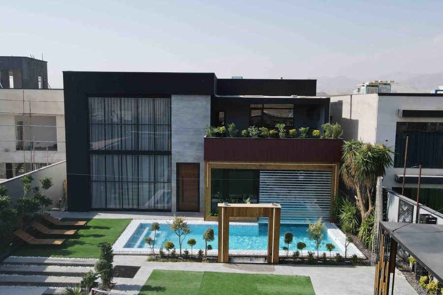“Luxury Five-Bedroom Villa with Heated Pool for Rent – Afra Mansion, Roudehen”