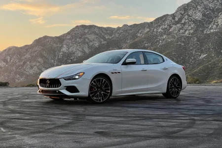 maserati ghibli 2022 white