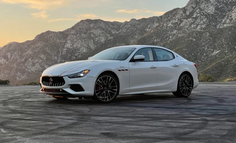 maserati ghibli 2022 white