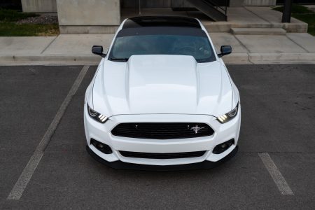 ford mustang 2016 white