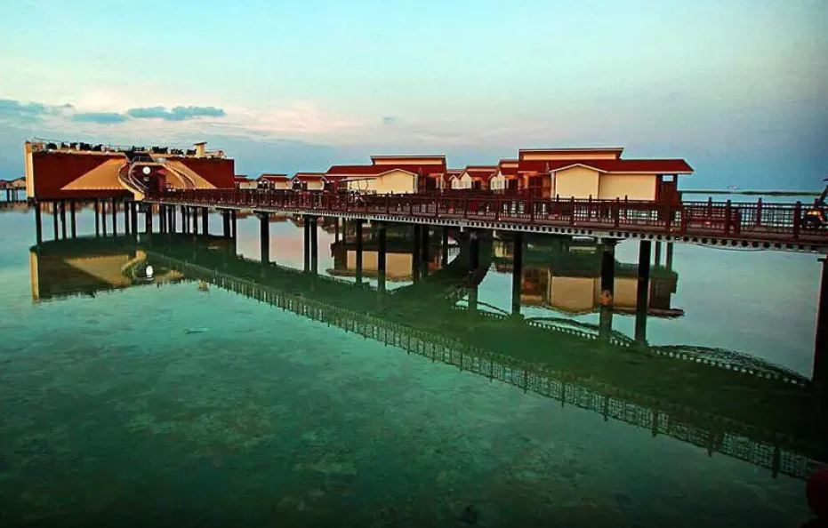 Toranj Hotel Kish