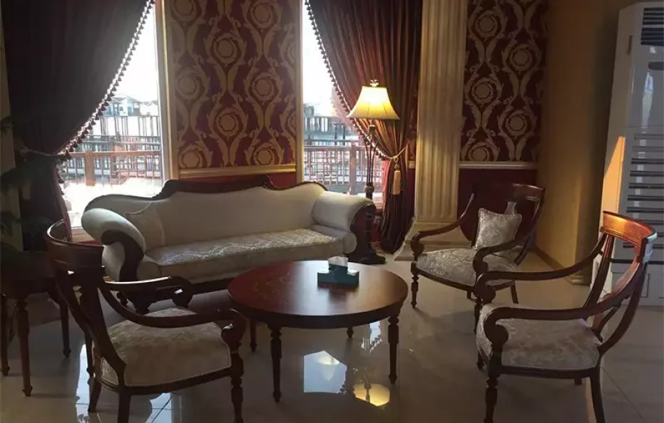 Toranj Hotel Kish