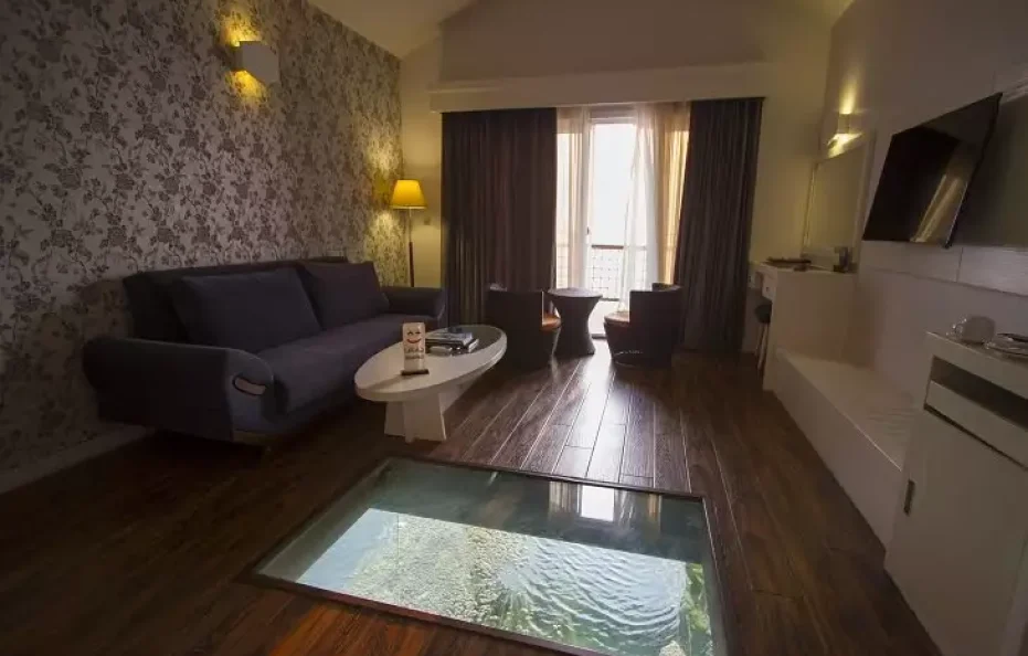 Toranj Hotel Kish