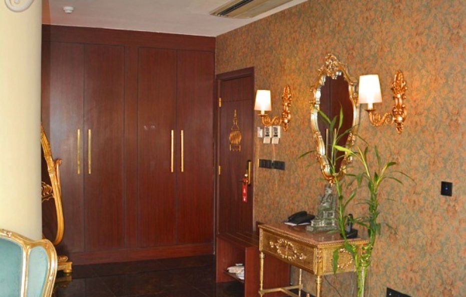 Taj Mahal Hotel
