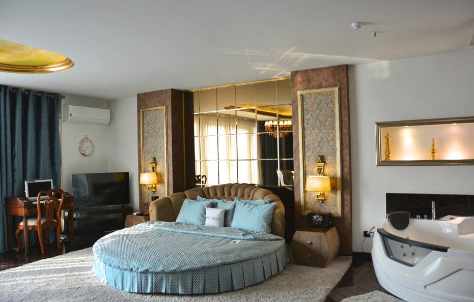 Taj Mahal Hotel