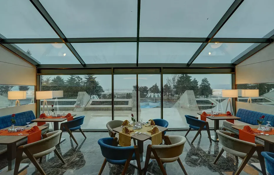 Parsian Khazar Hotel