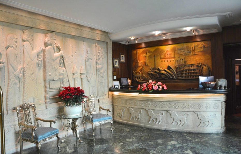 Taj Mahal Hotel