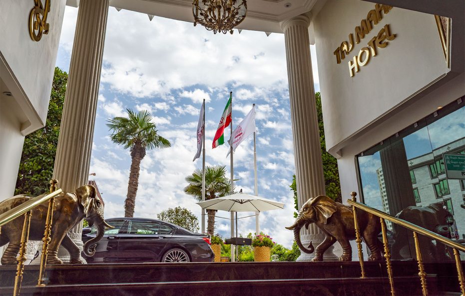 Taj Mahal Hotel