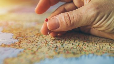 🧳 The Ultimate Cheat Sheet for Travelers Renting Villas in Iran