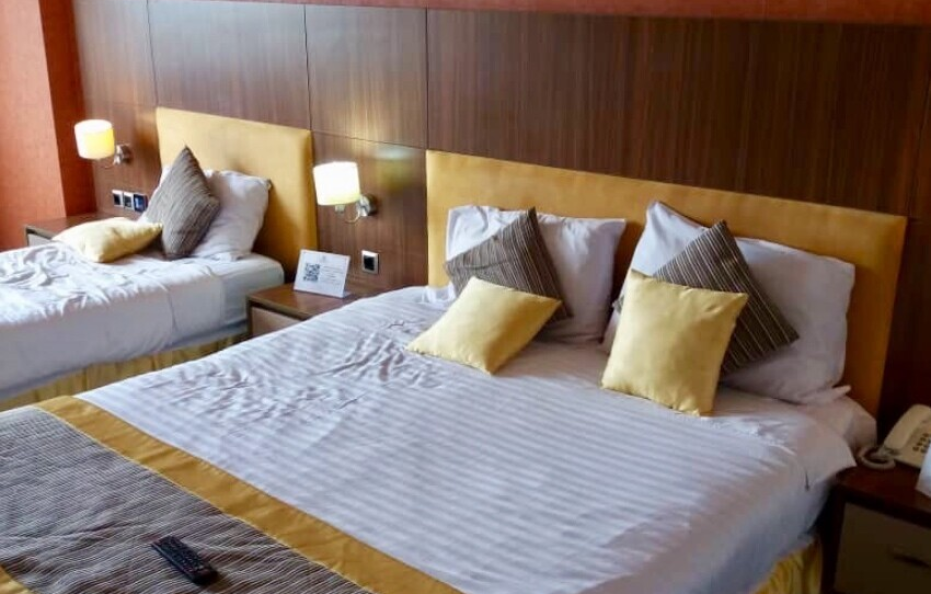Parsian Khazar Hotel