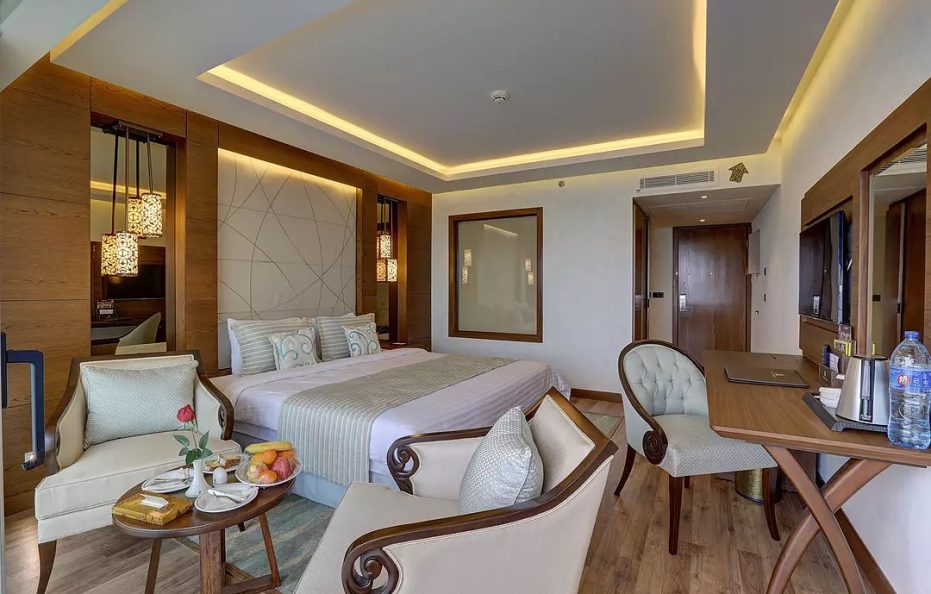 Parsian Khazar Hotel