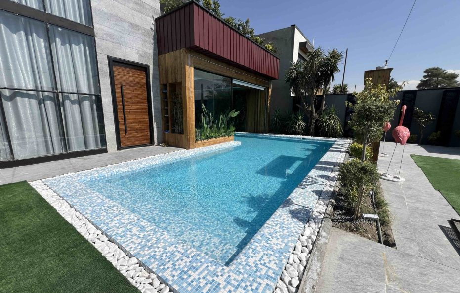 Afra Mansion, Rudehen