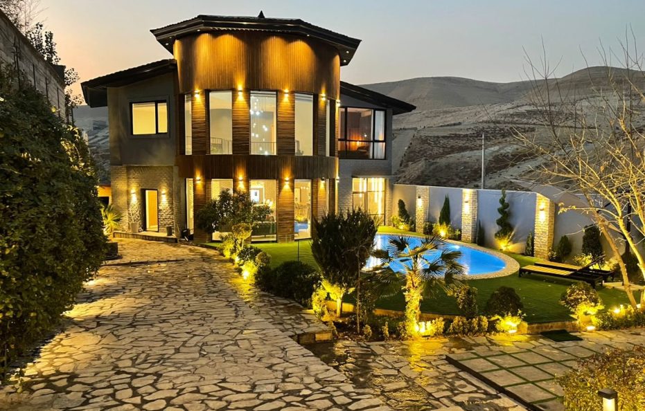 As Plus Mansion, Rudehen