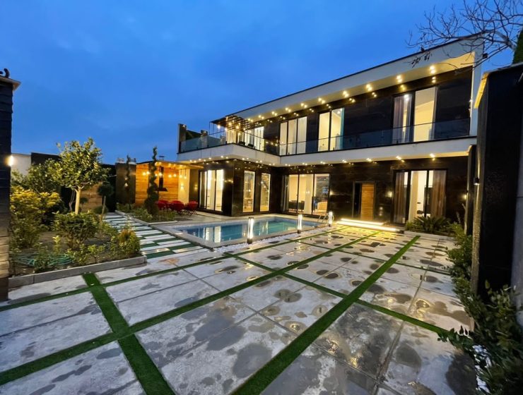 Lavin Mansion, Kordan