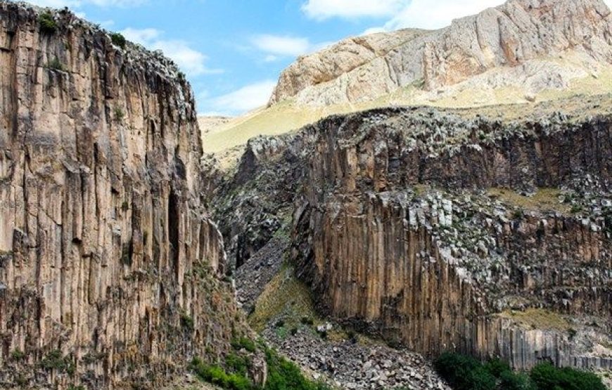 4-Day Tour from Urmia and Qara Kelisa to Mount Dalanper