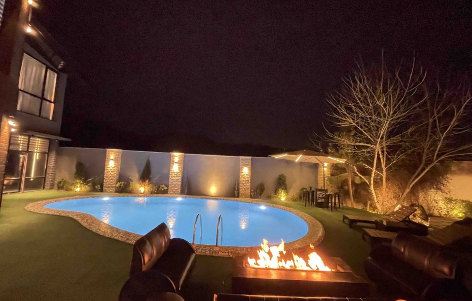 As Plus Mansion, Rudehen