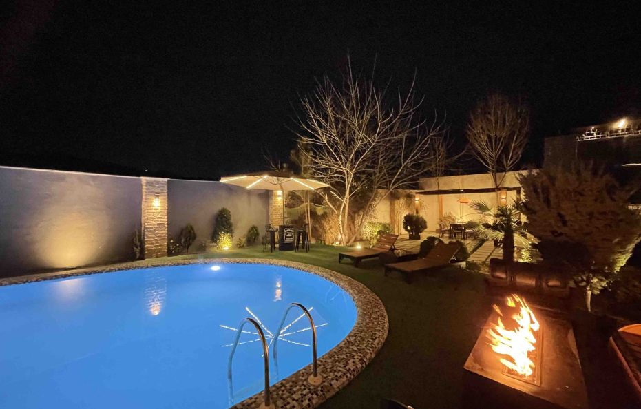 As Plus Mansion, Rudehen