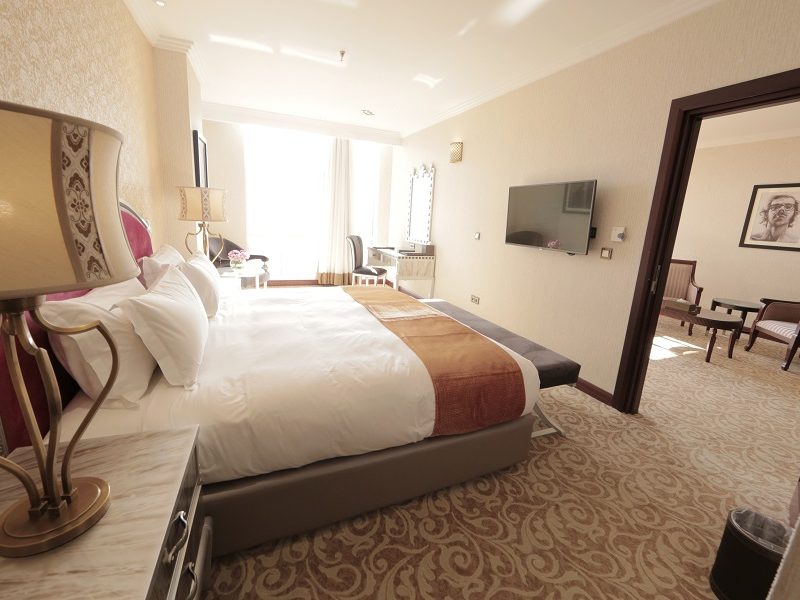 Junior Suite Executive Floor ( 15th and 17th floors)