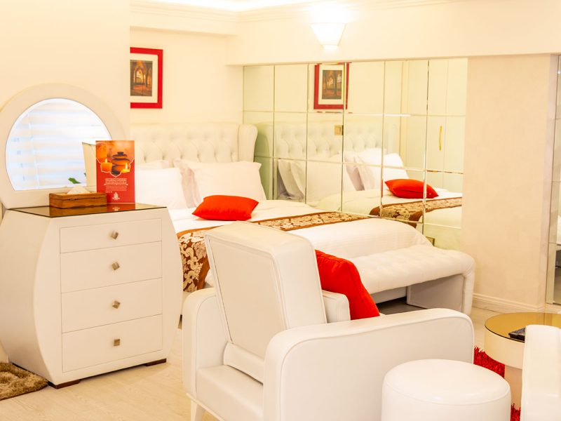 One Bedroom Apartment