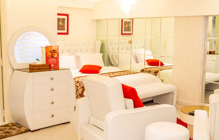 One Bedroom Apartment