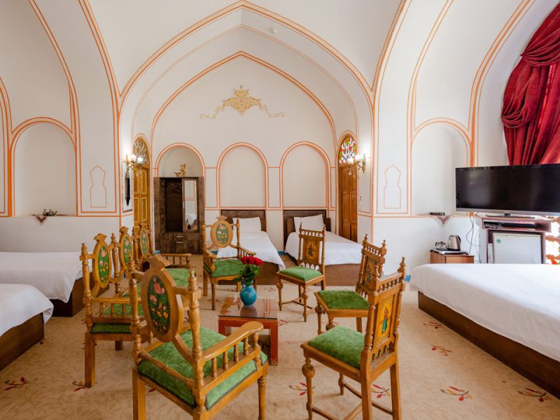 Six Bed Room