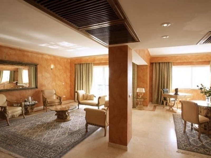 Atoosa luxe garden view