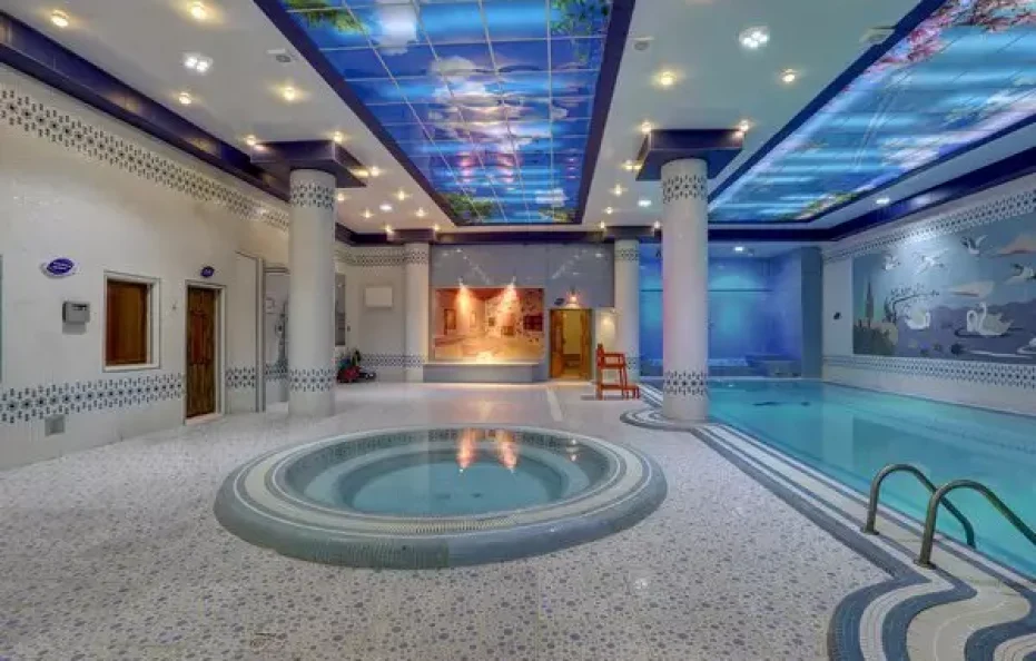 Shaygan Hotel, Kish
